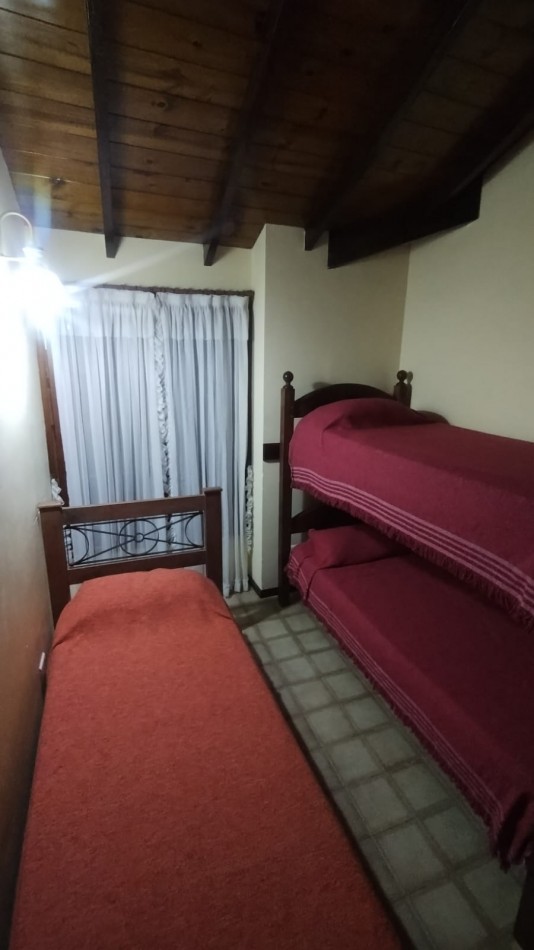 Doble Oportunidad en Zona III: Dos Chalets de 3 ambientes en un mismo lote