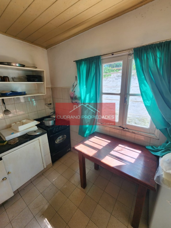 Triple Renta Inmediata: Complejo de 3 Unidades sobre Gran Lote en Zona Residencial Premium