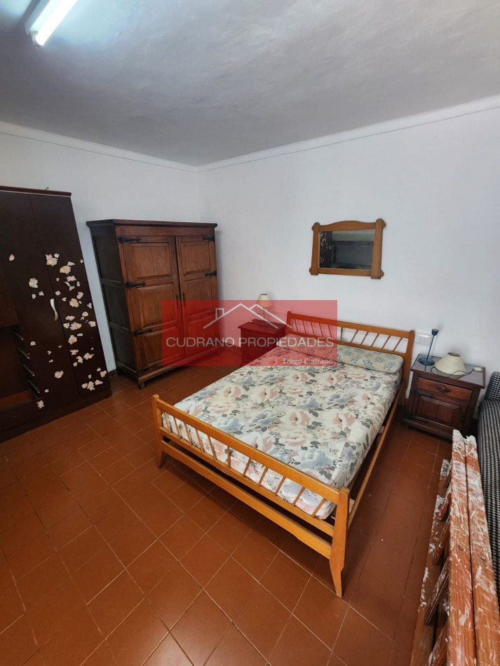 Triple Renta Inmediata: Complejo de 3 Unidades sobre Gran Lote en Zona Residencial Premium