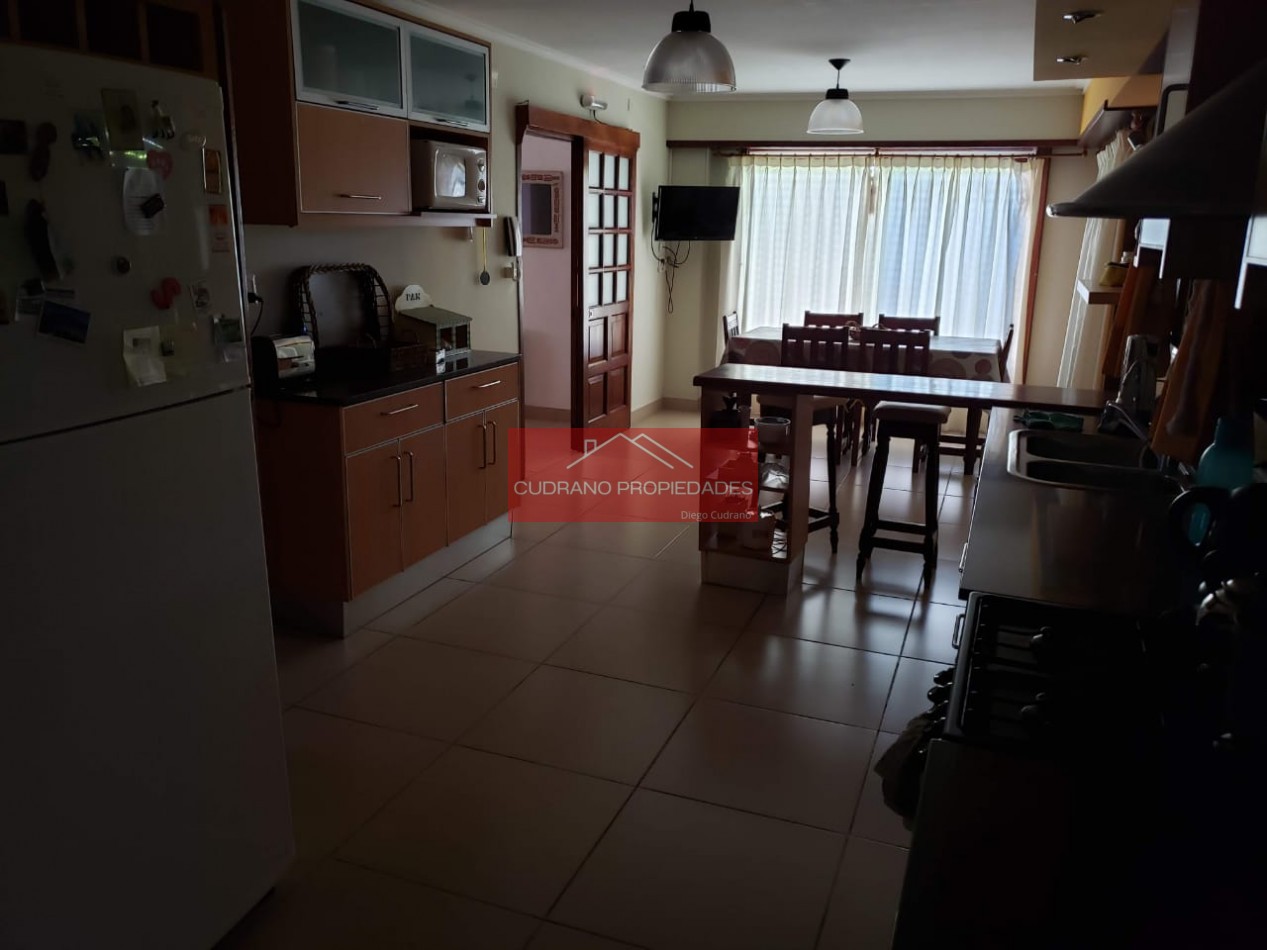 CHALET - 4 AMBIENTES - ZONA IV - MIRAMAR