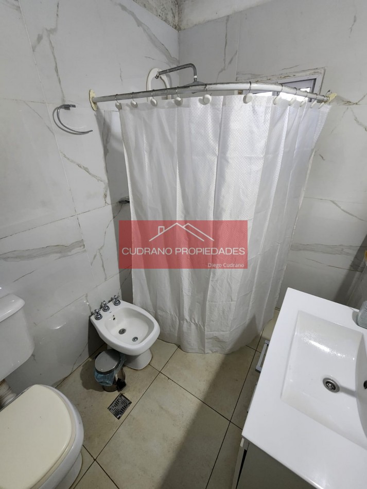 Valor Real y Ubicacion: Chalet de 4 Ambientes Retasado en Zona Residencial.