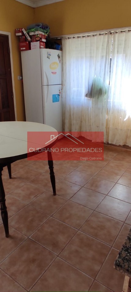 CHALET CON DEPTO - 4 AMBIENTES - ZONA II - MIRAMAR