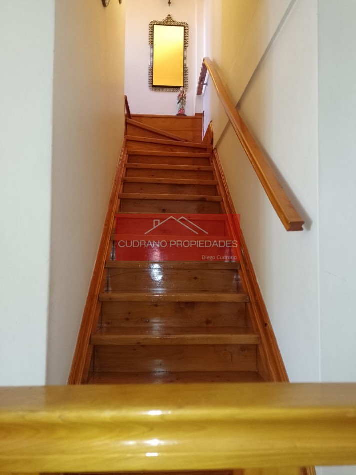Calidad y Espacio en el Corazon Residencial de Miramar: Chalet Retasado.