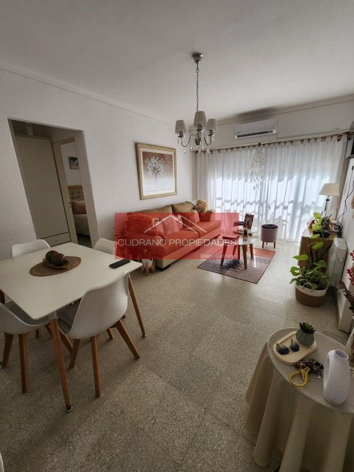 Inversion de Categoria en Miramar: Tu Departamento a Pasos del Mar y la Peatonal.