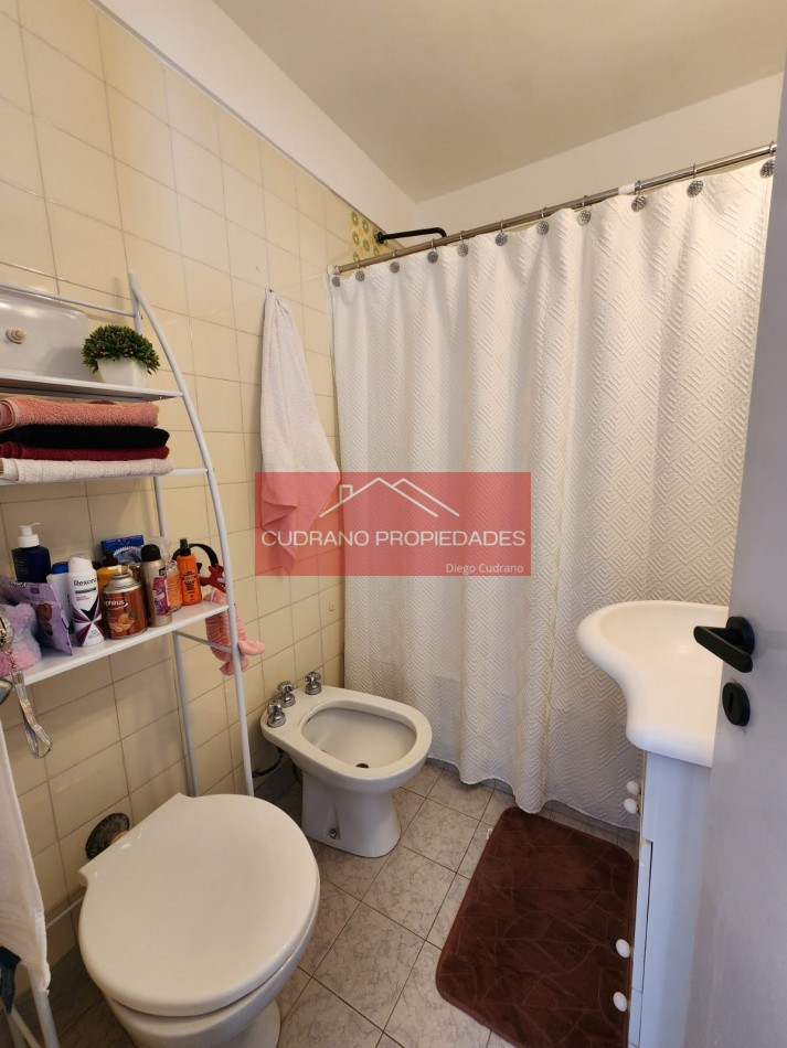 Inversion de Categoria en Miramar: Tu Departamento a Pasos del Mar y la Peatonal.