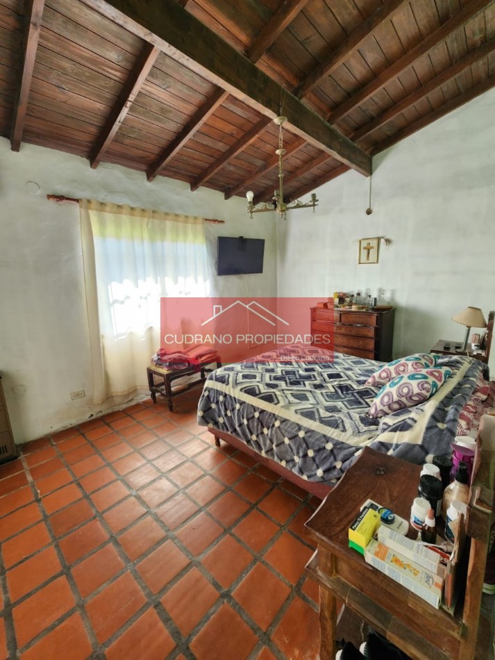 Espacio Sin Limites: 5 Ambientes Solidos para Vivir Todo el Año en Miramar.
