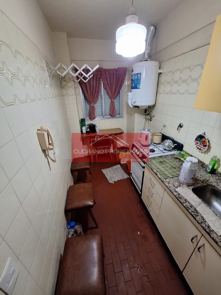 Calidad y Rentabilidad en Zona IV: Departamento Funcional en Edificio de Prestigio
