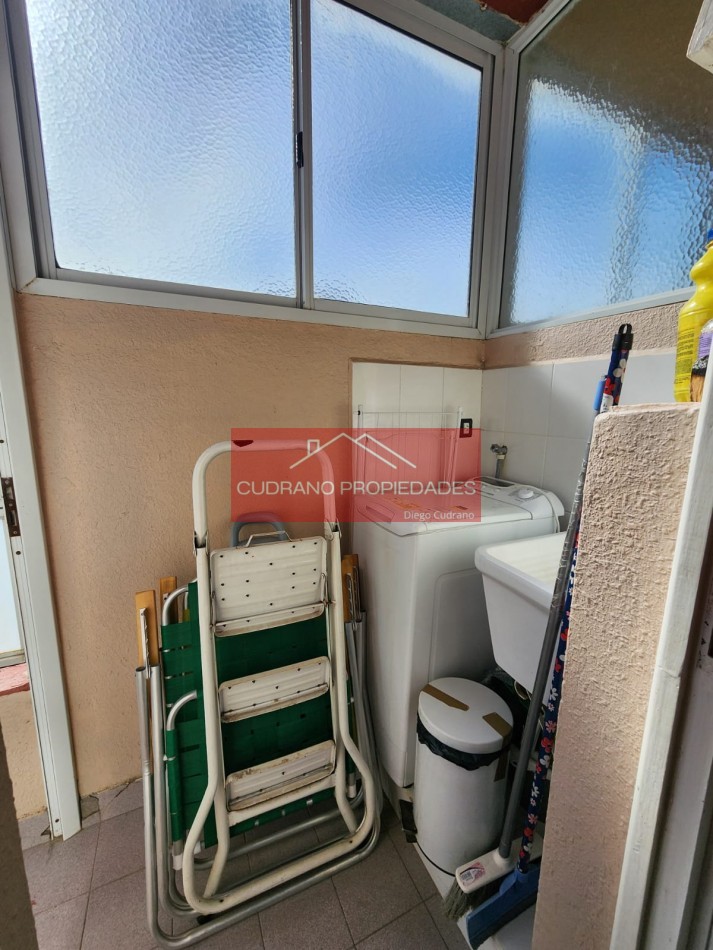 Inversion de Categoria en Miramar: Tu Departamento a Pasos del Mar y la Peatonal.