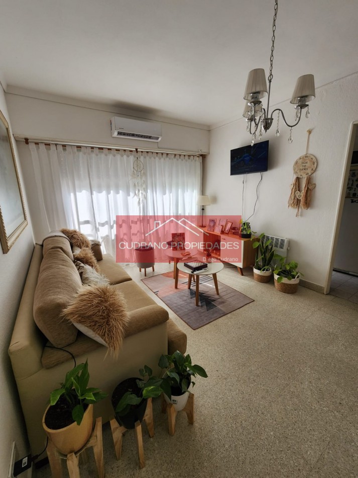 Inversion de Categoria en Miramar: Tu Departamento a Pasos del Mar y la Peatonal.