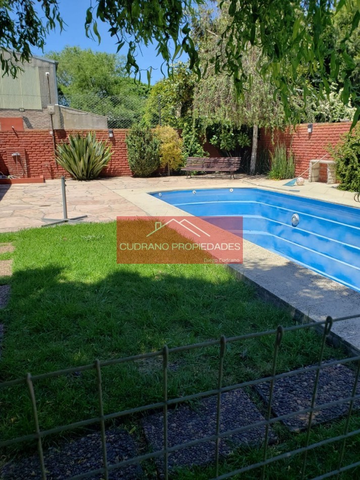 CHALET - 4 AMBIENTES - ZONA IV - MIRAMAR