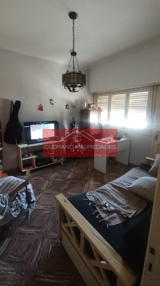 ¡RETASADA! Tu Casa en Miramar: 3 Ambientes con parque en Barrio Las Palmas.