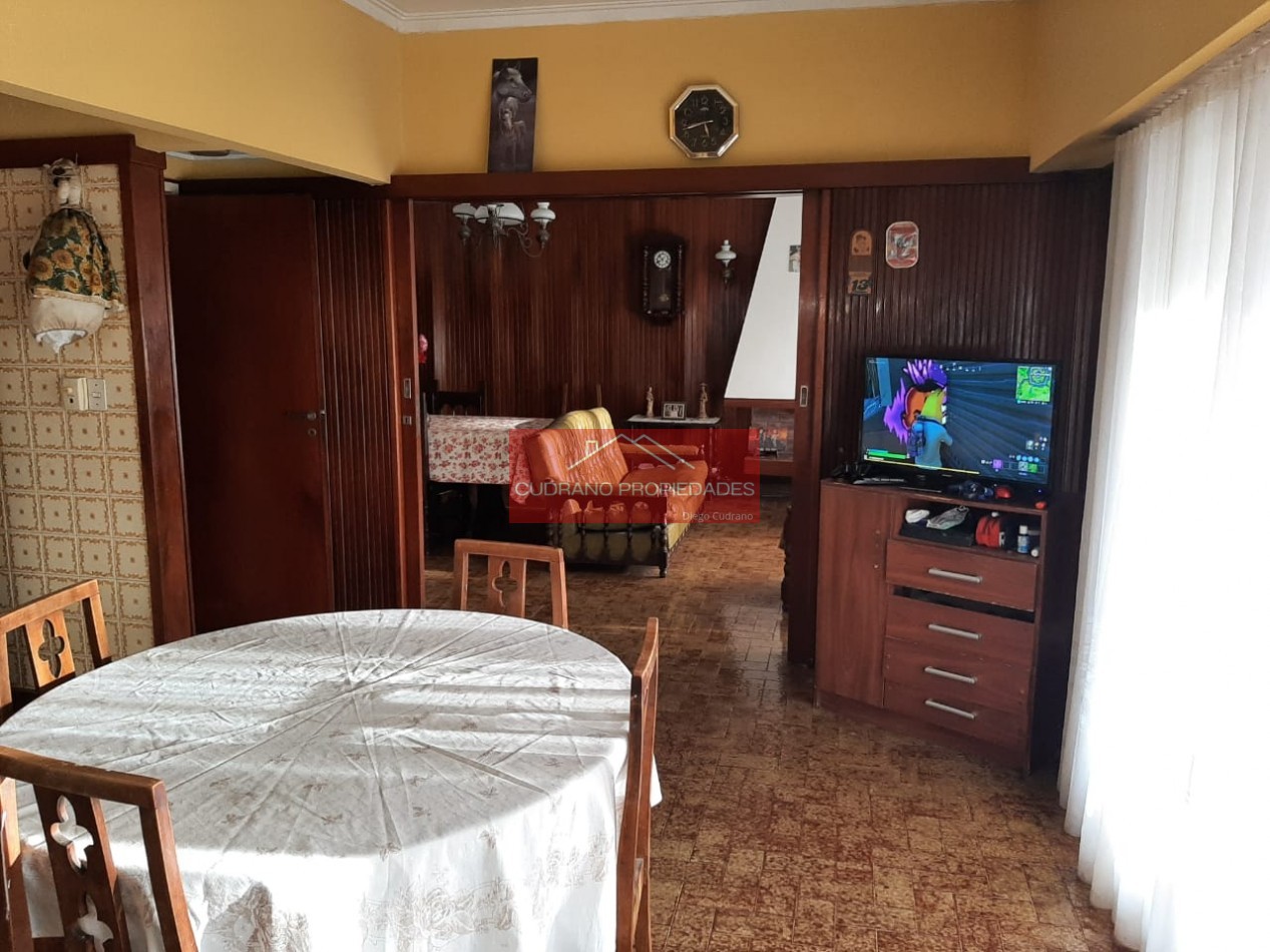 CHALET CON DEPTO - 4 AMBIENTES - ZONA II - MIRAMAR
