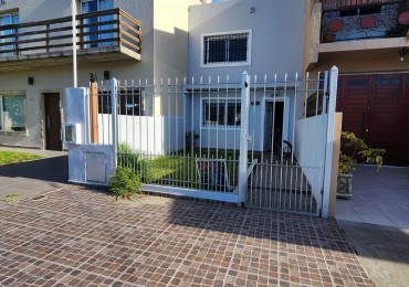 Moderno Duplex de 2 Ambientes (Apto Credito) en Zona Residencial de Miramar
