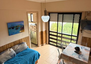 Departamento 2 ambientes en Edificio Metro: Tu refugio moderno en Zona IV