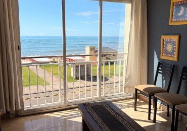 Vacaciones en familia: Departamento para 8 personas frente al mar y con cochera