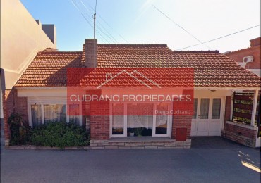 CHALET - 3 AMBIENTES - ZONA III - MIRAMAR